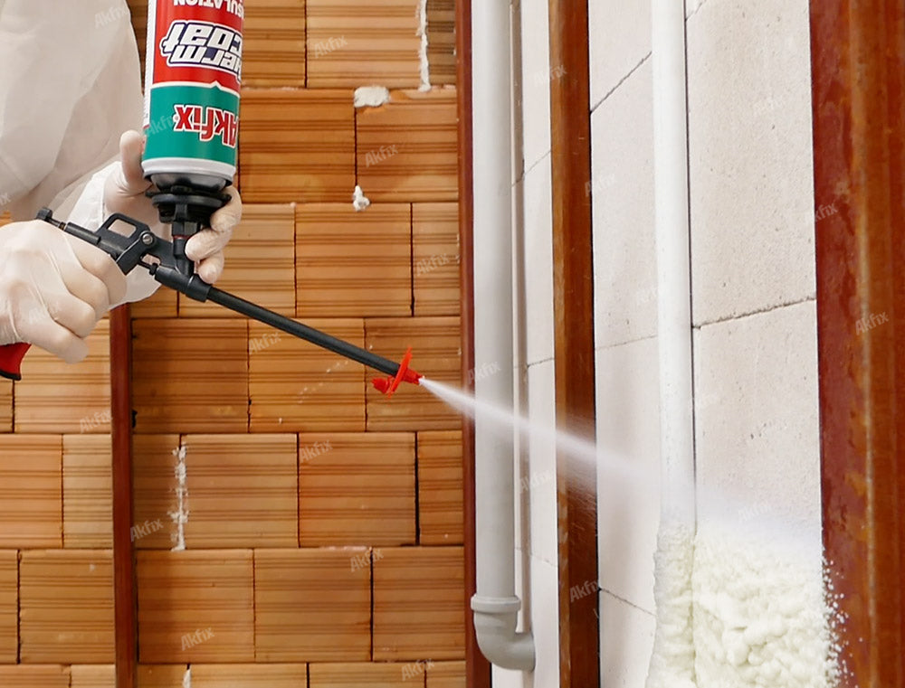 ESPUMA DE AISLACION THERM COAT AKFIX