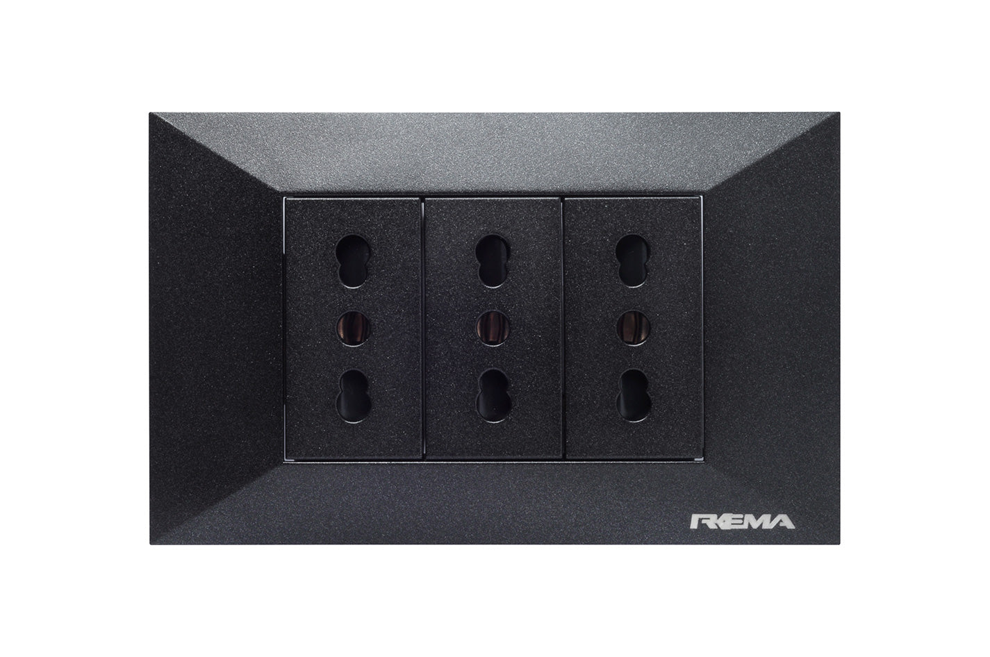 Enchufe Canelo Hembra Triple 10/16A 250V Negro