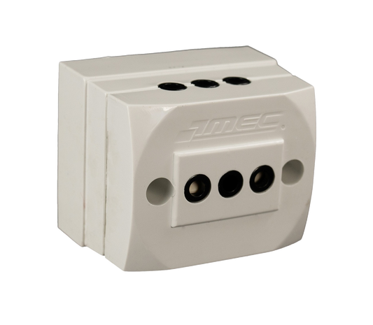 ENCHUFE HEMBRA TRIPLE S/PUESTO LATERAL 10A BLANCO