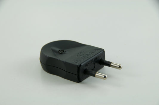 Enchufe macho convert. 10A S/T 1274 negro